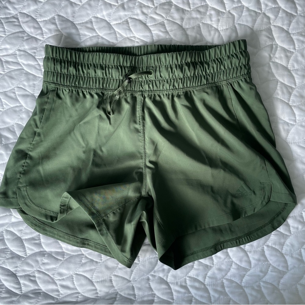 NWOT Adidas shorts